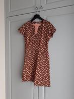 jurk - Van Hassels (60% linnen), Kleding | Dames, Bruin, Ophalen of Verzenden, Zo goed als nieuw, Knielengte