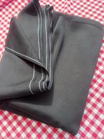 Antieke wollen stof – zwart, Hobby en Vrije tijd, Ophalen, Wol, 120 cm of meer, Zwart