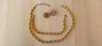  Collier+Bracelet+Boucles d'oreilles  disponible aux enchères