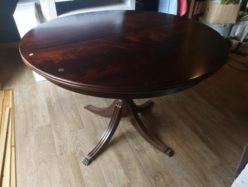 Table ronde, Maison & Meubles, Tables | Tables à manger, Quatre personnes, Rond, Enlèvement, Utilisé