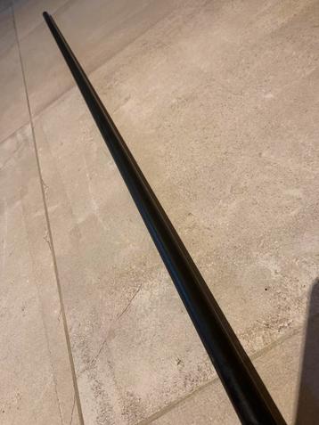 Gordijnroede alu mat zwart 240cm beschikbaar voor biedingen