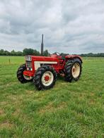 International 744, Zakelijke goederen, Ophalen