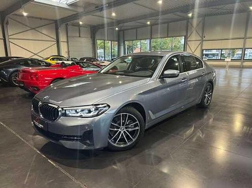 BMW 520 I //Leder//Automaat//Camera//Enz...., Autos, BMW, Entreprise, Série 5, Airbags, Air conditionné, Bluetooth, Ordinateur de bord