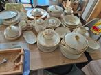 Antiek servies met gouden randje, Antiek en Kunst, Ophalen