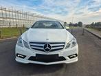 Mercedes E250 CGI benzine 149dkm Amg pakket Pano,Xenon,Airco, Auto's, Automaat, Achterwielaandrijving, 4 cilinders, Wit