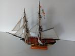 Maquette en bois d'un brick-goélette, Enlèvement, Comme neuf