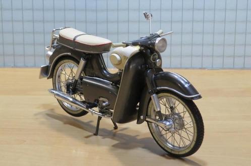 Kreidler Florett Super schaal 1:10 450658600 schuco van de j, Hobby en Vrije tijd, Modelauto's | 1:5 tot 1:12, Nieuw, Motor, 1:9 t/m 1:12
