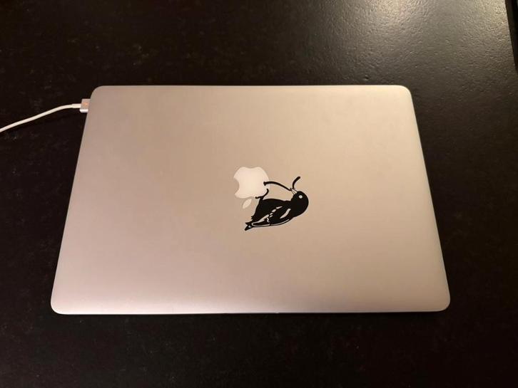 MacBook Pro (Retina, 15-inch, Mid 2015) - Qwerty, Informatique & Logiciels, Apple Macbooks, Utilisé, MacBook Pro, 15 pouces, 2 à 3 Ghz