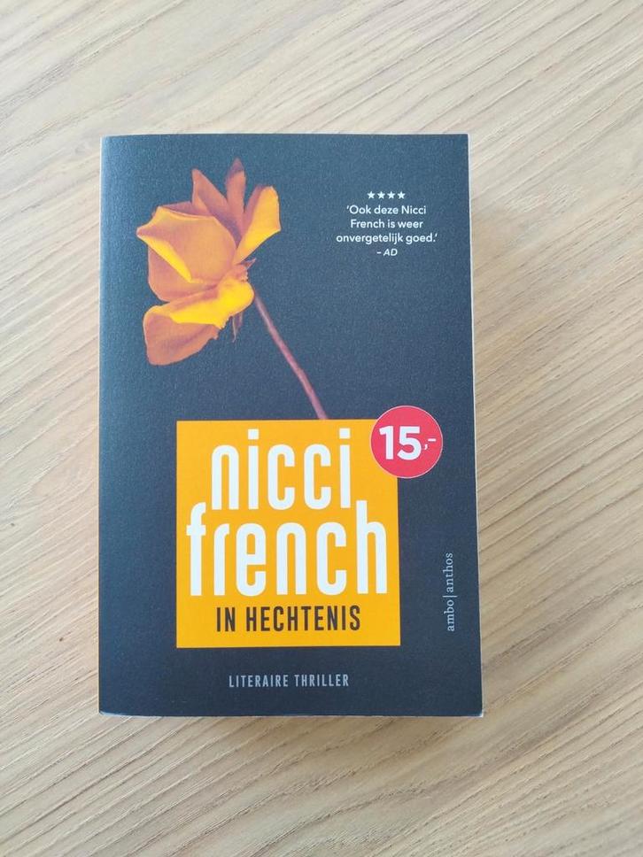 Boek te koop: Nicci French - In hechtenis, Boeken, Thrillers, Zo goed als nieuw, Europa overig, Ophalen of Verzenden