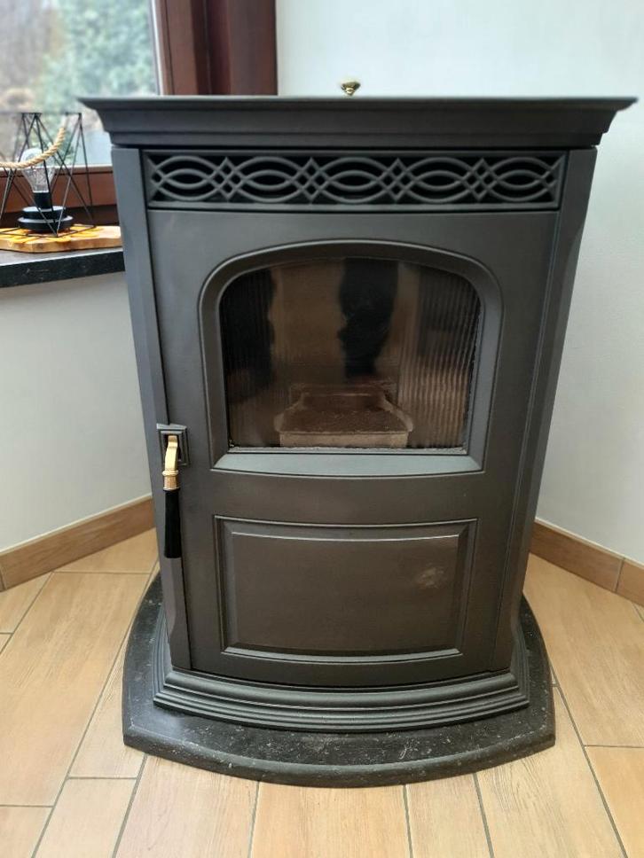 Poêle HARMAN ACCENTRA, Maison & Meubles, Poêles, Utilisé, Poêle à granulés, Enlèvement