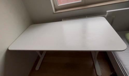 IKEA Bureau – In hoogte verstelbaar – 160x80 cm, Huis en Inrichting, Bureaus, Zo goed als nieuw, Bureau, In hoogte verstelbaar
