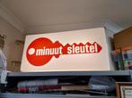 Vintage lichtbak reclame minuut sleutel., Ophalen of Verzenden, Gebruikt