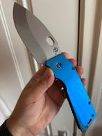 Medford TFF-1 Tumbled, Dark Bleu, S45VN, Caravanes & Camping, Outils de camping, Envoi, Neuf