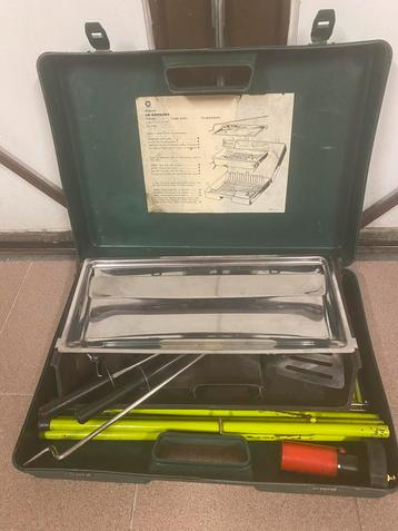 Draagbare barbecue voor op reis / de camping beschikbaar voor biedingen