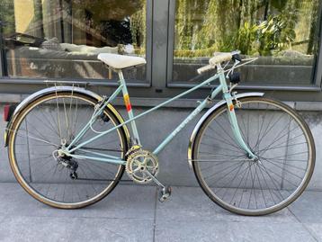 Prachtige vintage PEUGEOT mixte damesfiets. Topstaat! beschikbaar voor biedingen