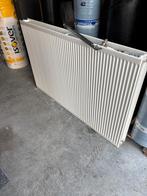 Radiator 140 cm breed en 90 cm hoog - incl ophangbeugels, Doe-het-zelf en Bouw, Ophalen, Zo goed als nieuw, Radiator