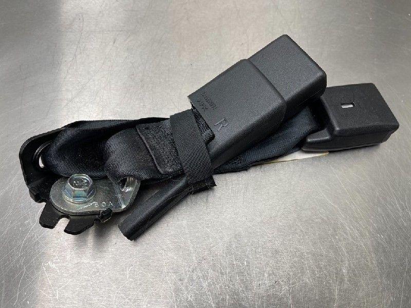 BOUCLE DE CEINTURE ARRIÈRE DROIT Subaru Forester (SH), Utilisé, Subaru