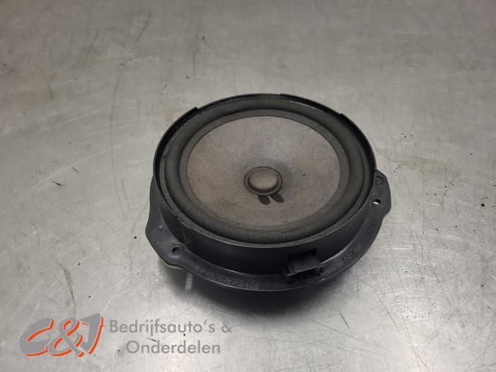Haut-parleur d'un Mercedes Vito, 3 mois de garantie, Utilisé, -, -