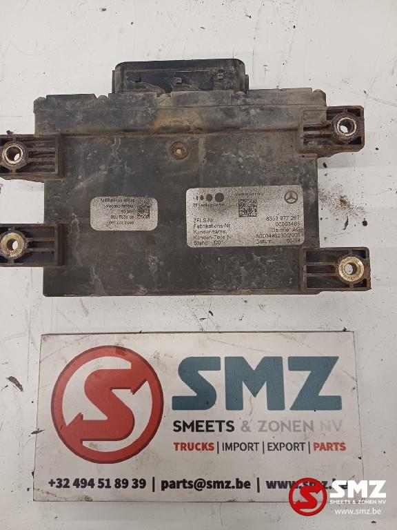 Occ Unité de commande d'essieu arrière ECU Mercede, Autos : Pièces & Accessoires, Pièces camion, Mercedes-Benz, Électronique et Câbles