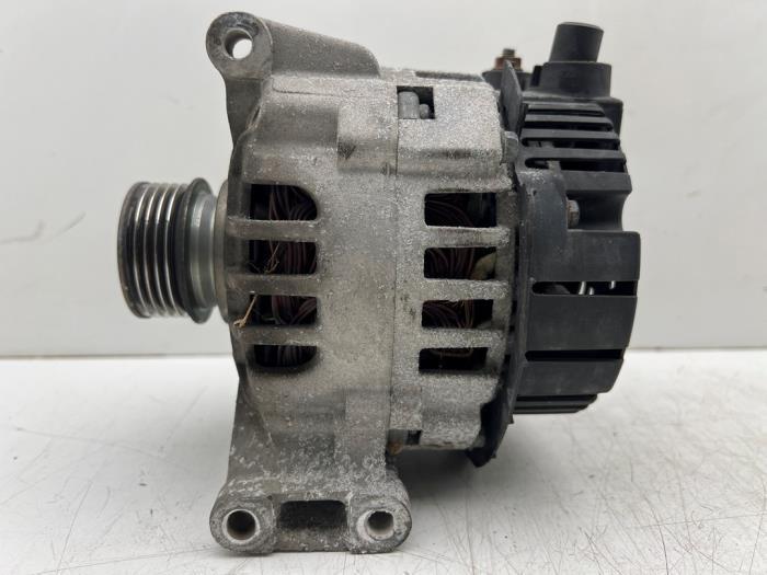 Dynamo van een Mercedes A-Klasse, Auto-onderdelen, Motor en Toebehoren, Mercedes-Benz, Gebruikt, 3 maanden garantie, Ophalen of Verzenden