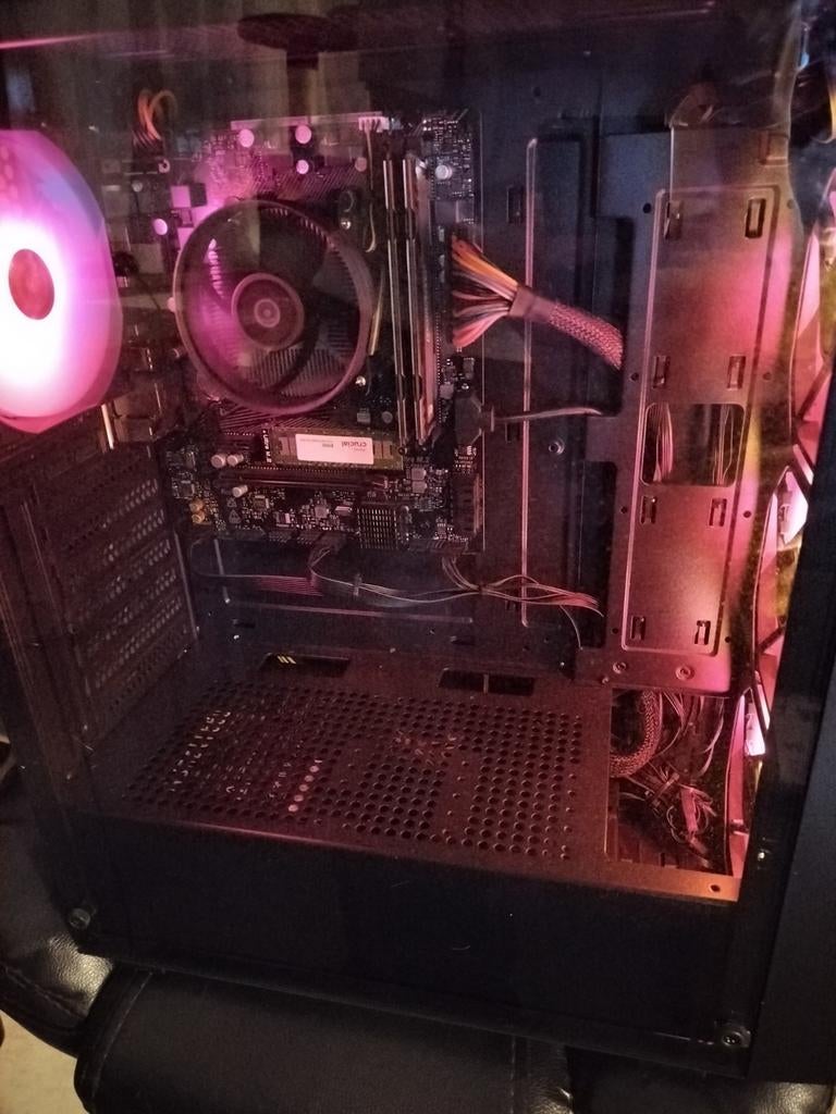 Gaming pc, Computers en Software, Ophalen, Zo goed als nieuw, Gaming, SSD