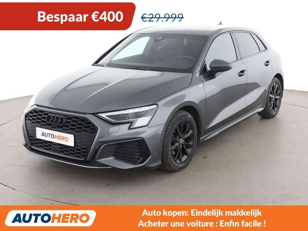 Audi A3 35 TFSI Mild-Hybrid S line (bj 2023, automaat), Auto's, Audi, Leder, 5 deurs, Zilver of Grijs, 1395 kg