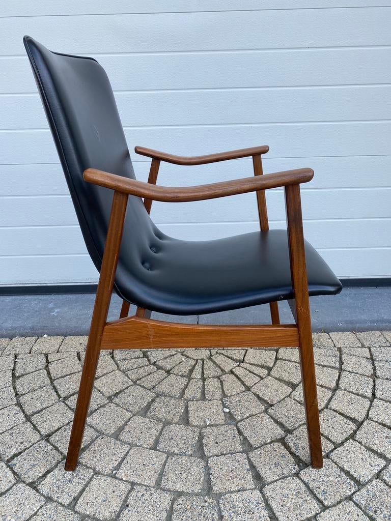 Vintage Fauteuil Louis Van Teeffelen., Maison & Meubles, Chaises, Utilisé, Une, Bois, Synthétique, Noir, Enlèvement