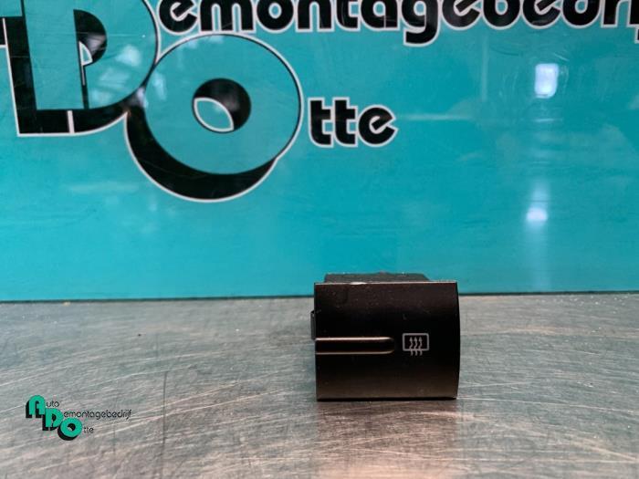 Commutateur chauffage vitre arrière d'un Seat Leon (Leon 00, Autos : Pièces & Accessoires, Tableau de bord & Interrupteurs, Seat