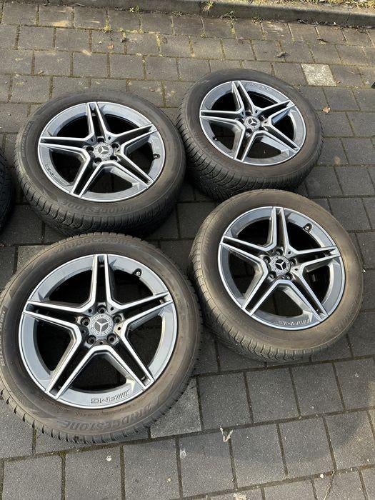 Mercedes GLA/GLB — Originele 19" wintervelgen en -banden, Auto-onderdelen, Banden en Velgen, Band(en), Winterbanden, 19 inch, Ophalen