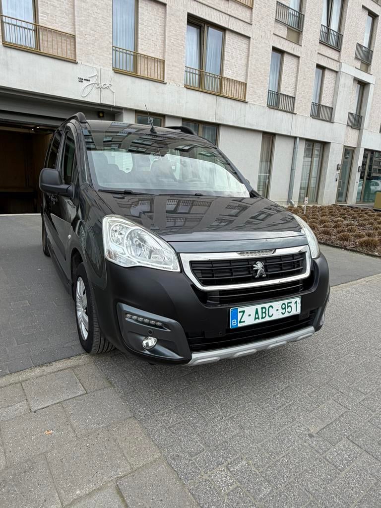 Peugeot partner tepee 1.2 pur tech, Auto's, Peugeot, Particulier, Partner Tepee, ABS, Achteruitrijcamera, Airbags, Airconditioning