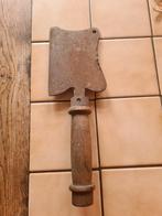 Ancien hachoir de boucherie, Enlèvement