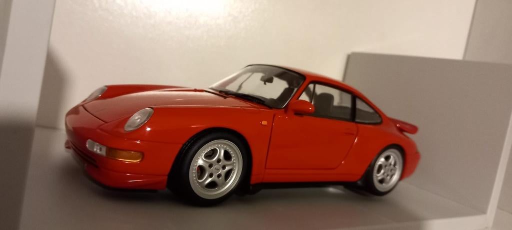 1/18 Porsche 911 993 Carrera RS 1997 Ut Models, Hobby & Loisirs créatifs, Voitures miniatures | 1:18, Enlèvement ou Envoi, Comme neuf