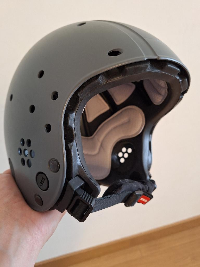 Casque enfant EGG - Neuf, Garçon ou Fille, EGG, Enlèvement, Neuf