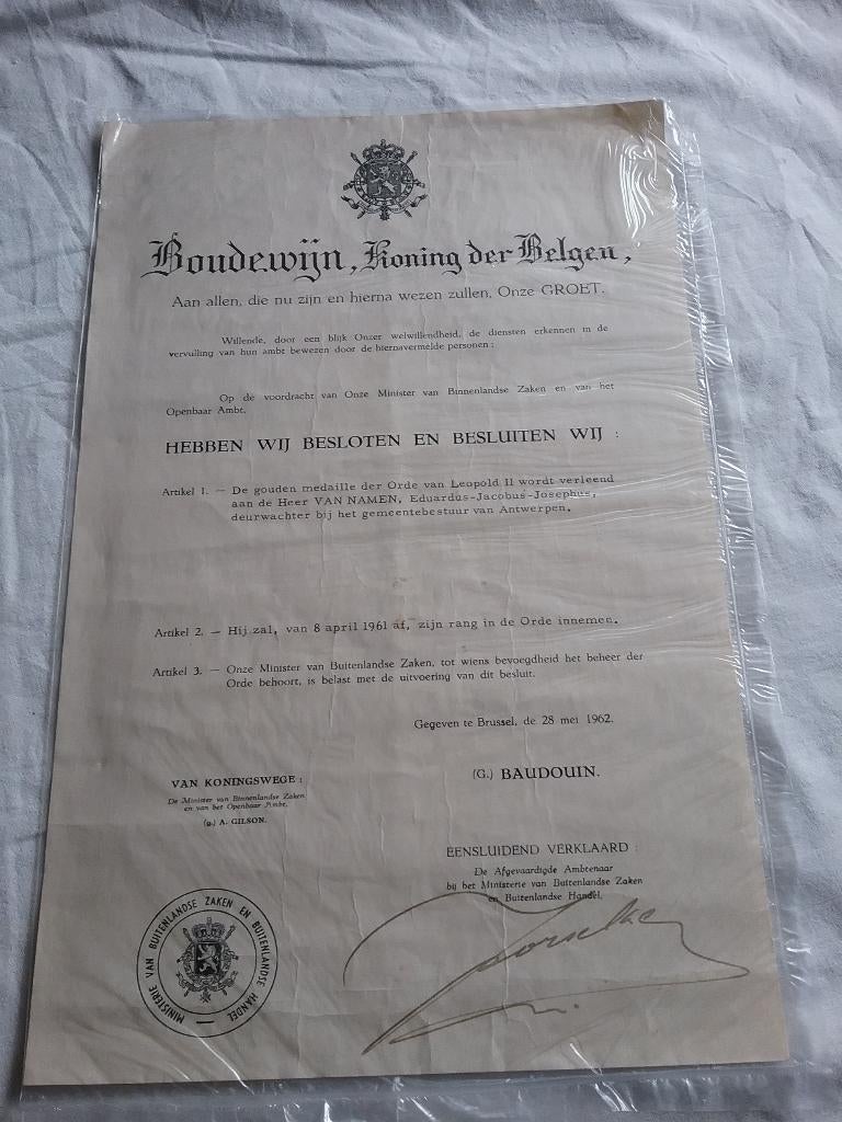 Oorkonde medaille Orde van Leopold II  deurwachter 1962, Ophalen of Verzenden, Overige materialen