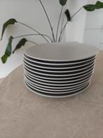 Beige serviesset, Ophalen, Gebruikt, Compleet servies