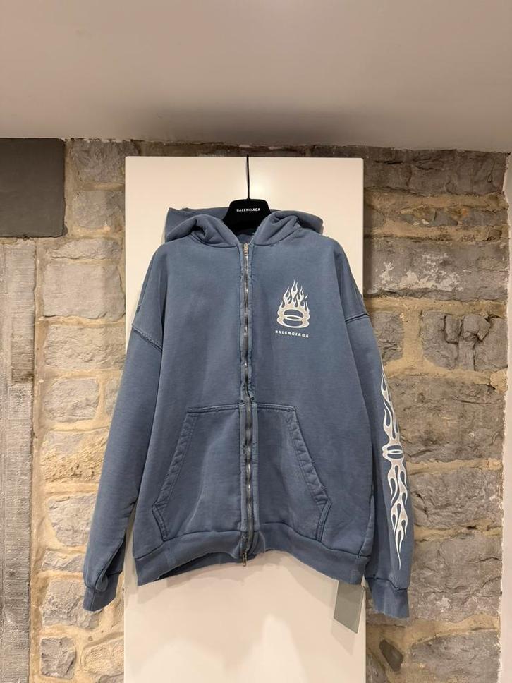 Sweat à capuche zippé Balenciaga Burning Unity, Kleding | Heren, Truien en Vesten, Zo goed als nieuw, Maat 48/50 (M), Blauw, Ophalen