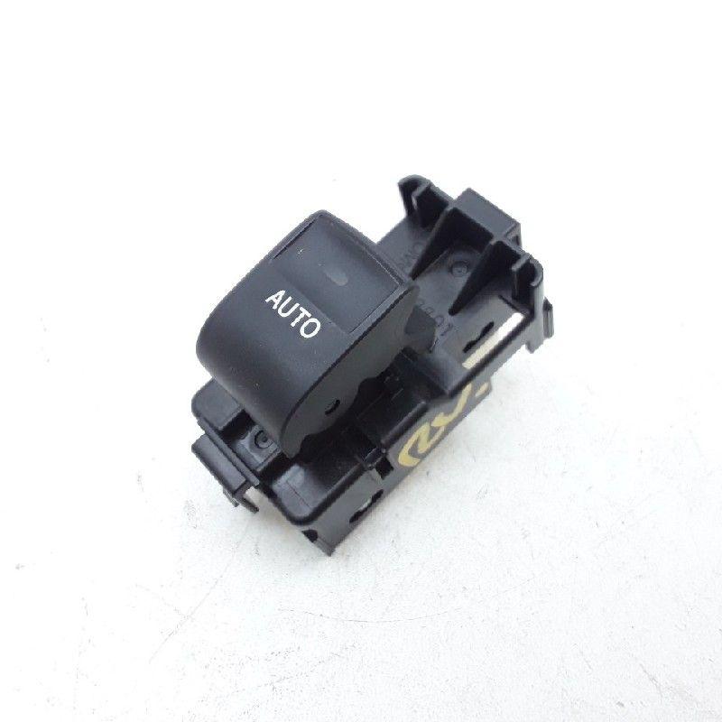 RAAMSCHAKELAAR Toyota Prius Plus (ZVW4) (01-2011/-), Gebruikt, Toyota