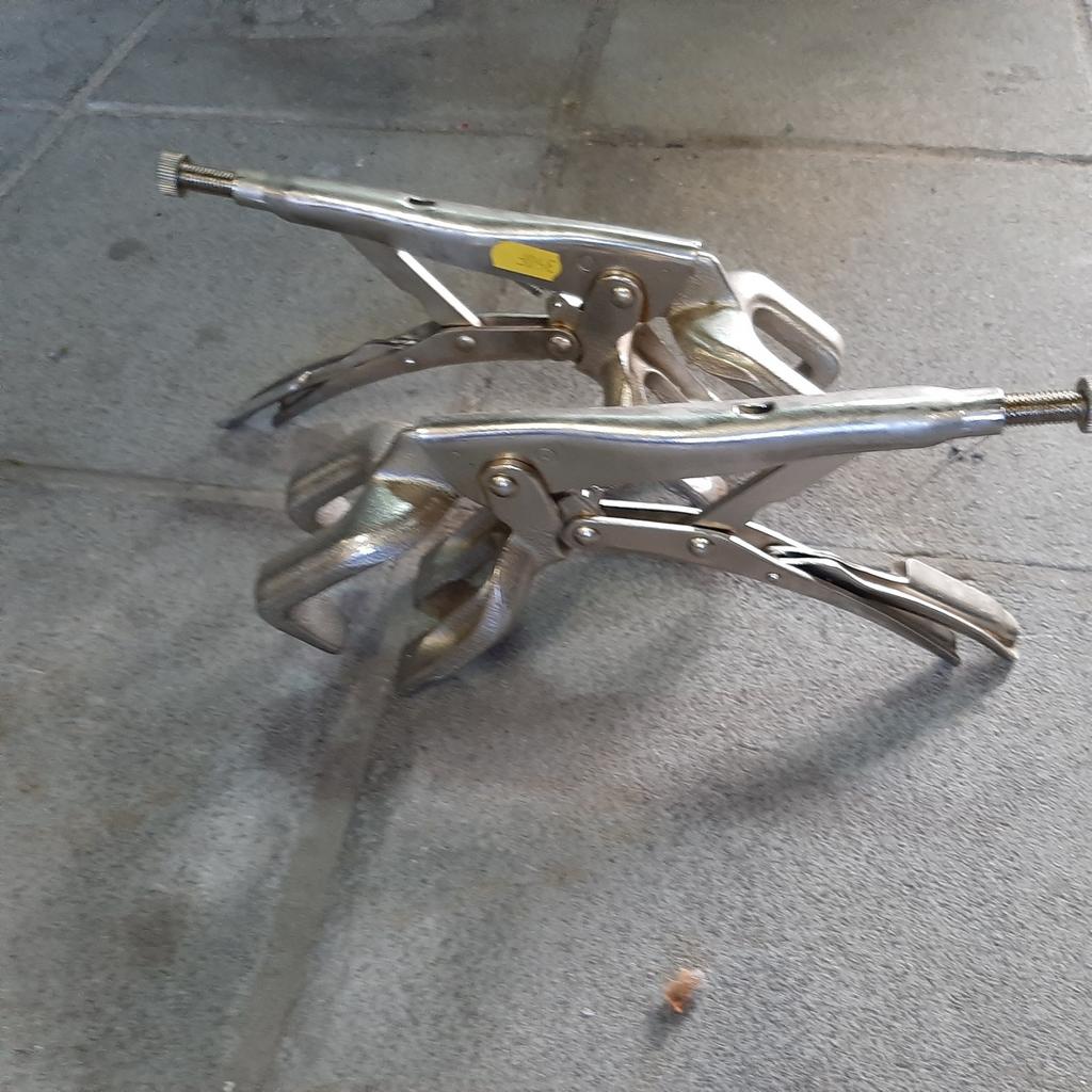 Toutes sortes d'outils, Enlèvement