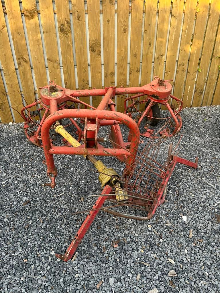 Hooikeerder schudder PZ Strela, Zakelijke goederen, Landbouw | Werktuigen, Ophalen, Voertechniek