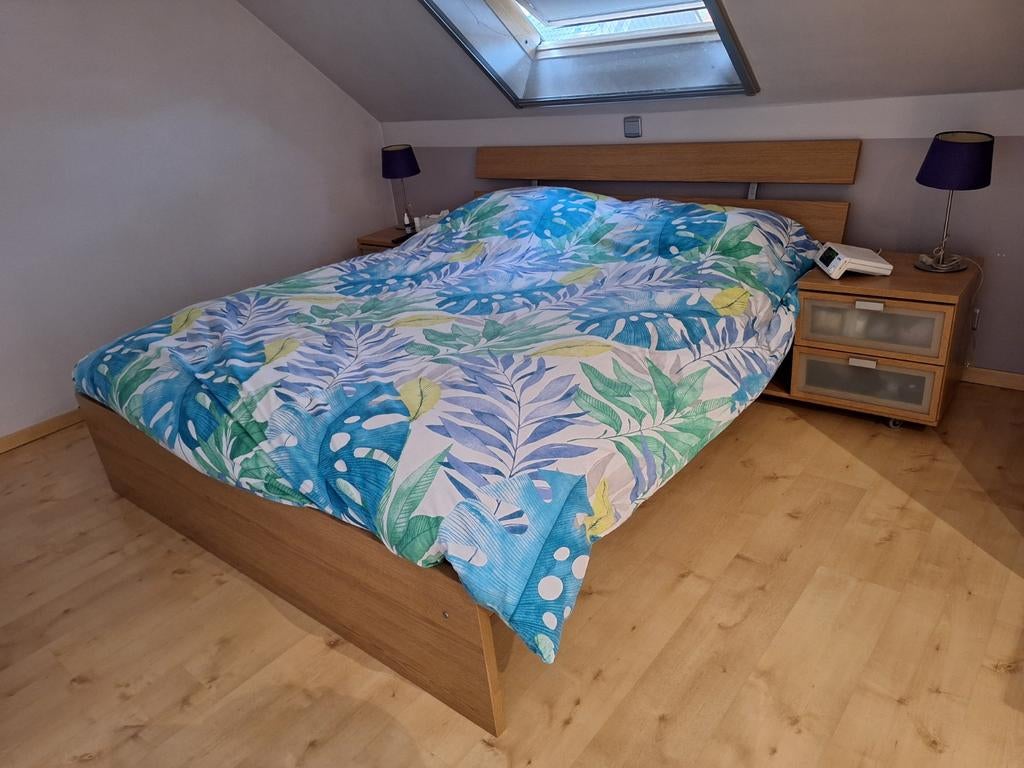 Bed 160x200 met lattenbodem, Ophalen