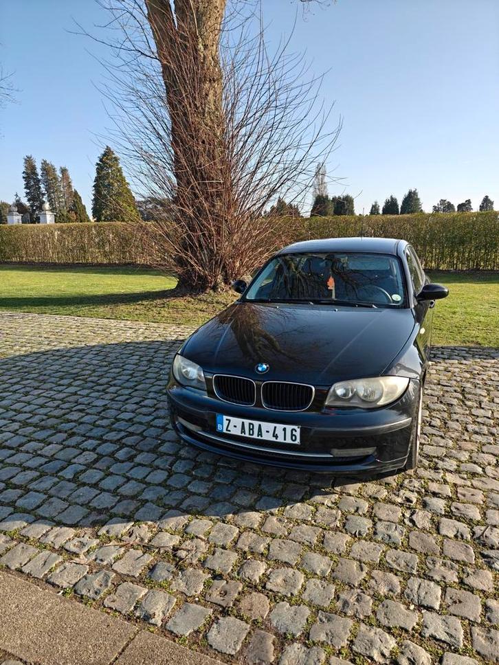 Bmw 118D en bon état, démarre, roule bien !, Autos, BMW, Entreprise, Série 1, ABS, Airbags, Air conditionné, Alarme, Feux de virage