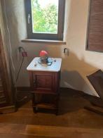 ARMOIRE ANCIENNE AVEC DESSUS EN MARBRE, Antiquités & Art, Enlèvement