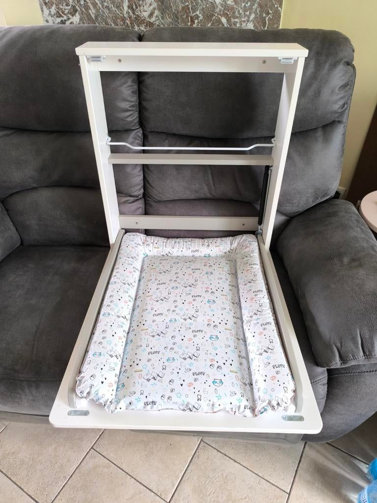 Table a langer murale, Enfants & Bébés, Enlèvement