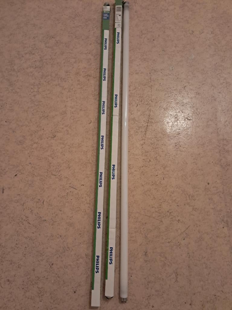 Deux (2) Tubes fluorescents (Néon) de 120 cm., Enlèvement, Ampoule