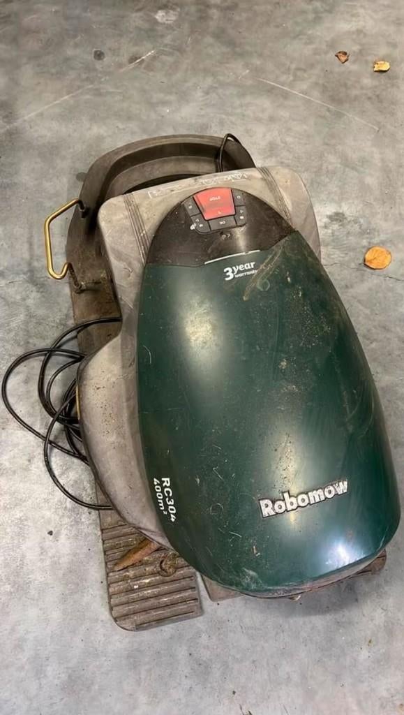 Robomow RC304 - tuinen 400m, Tuin en Terras, Robotmaaiers, Ophalen