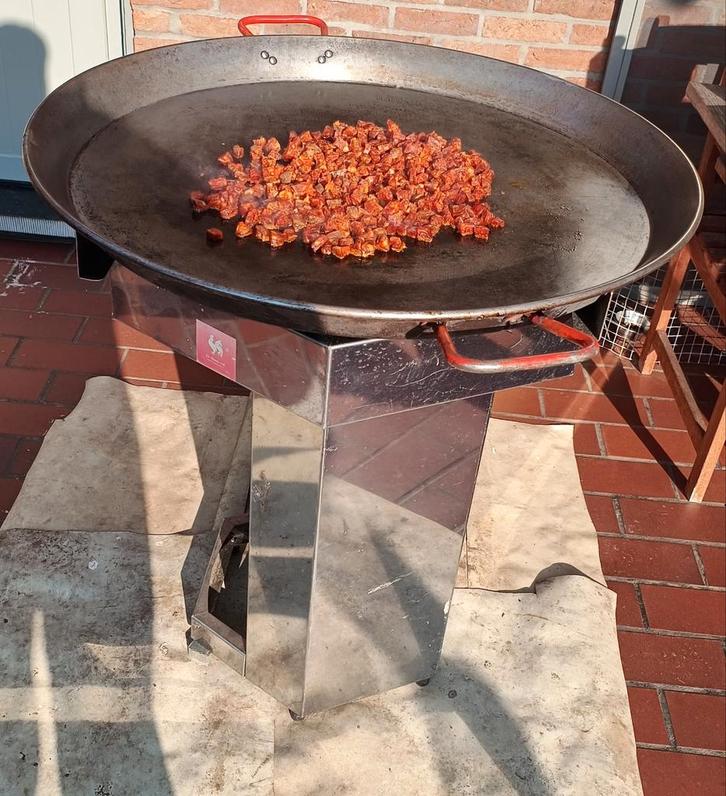 Paellapan - grote pan, Tuin en Terras, Houtskoolbarbecues, Gebruikt, Ophalen