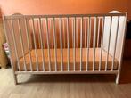 Lit bébé Ikea blanc avec matelas, Enfants & Bébés, Enlèvement, Comme neuf, Lit