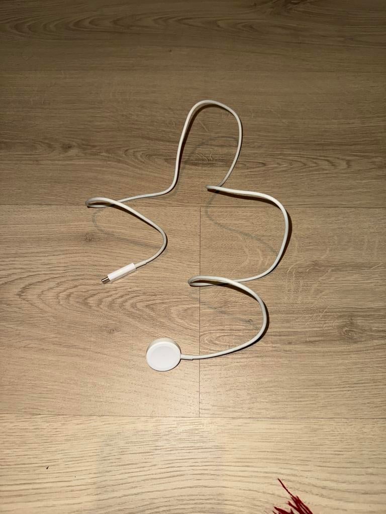 Apple watch lader (SE GPS 40), Ophalen of Verzenden, GPS, Zo goed als nieuw