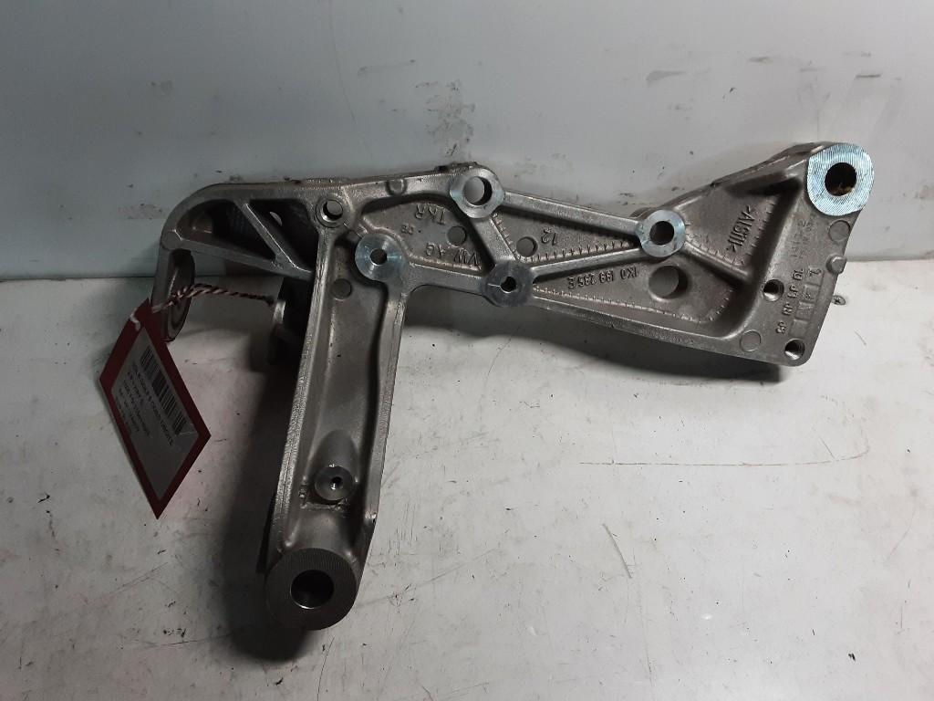 STEUN Volkswagen Golf V (1K1) (02-2001/12-2010) (1K0199295E), Gebruikt, Volkswagen, Mevr. I. Hauben, Rue de l'Espoir 34 34
4030  GRIVEGNÉE, BE