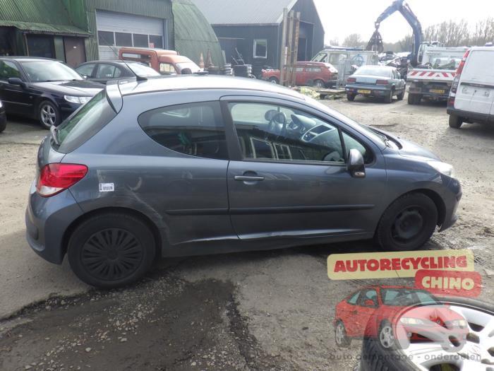 Buitenspiegel rechts van een Peugeot 207, Auto-onderdelen, Spiegels, Peugeot, Gebruikt, 3 maanden garantie, Ophalen of Verzenden